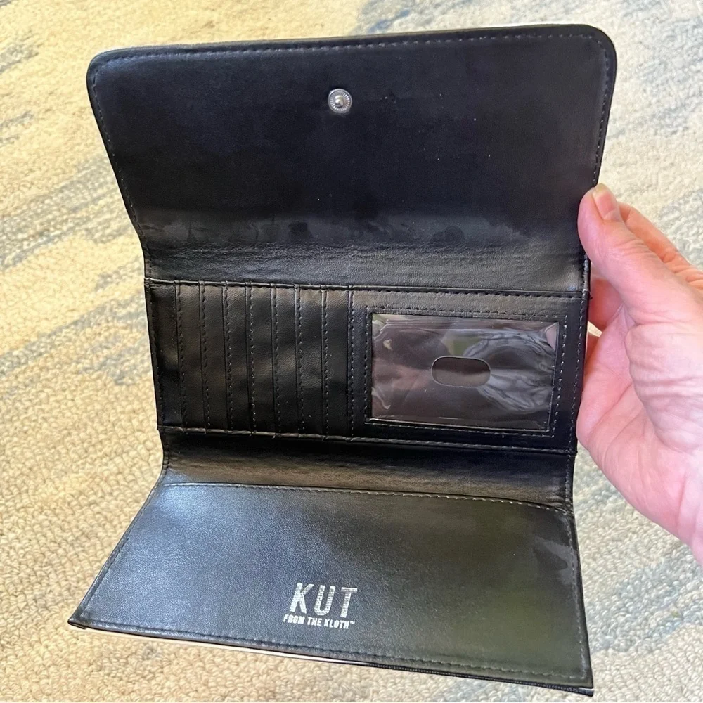 Kut From The Cloth Wallet BLACK WHITE Striped Slim Vegan Tri-fold NWOT